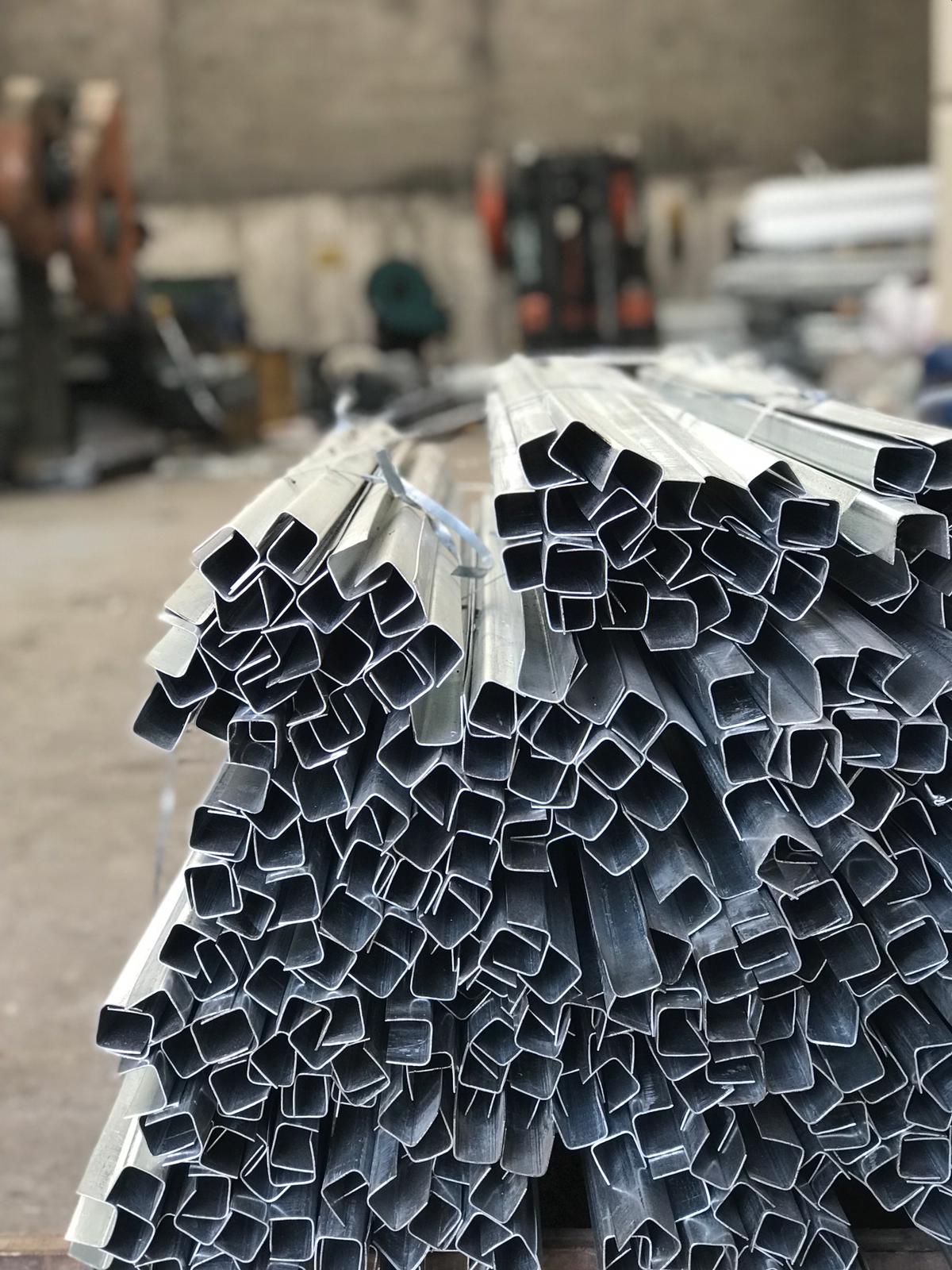 PVC boru stoklari ve teknik istif